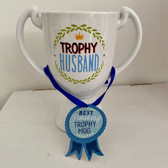 NWT - Trophy Husband Cup Mug Gag Gift Wedding Bachelor - Picture 1 of 4
